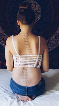 spine-crooked-tattoo