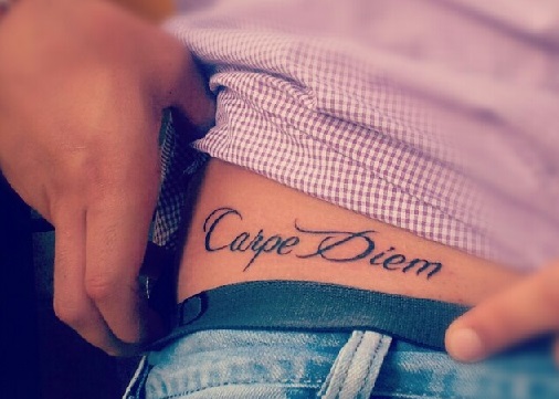 carpe-diem-tattoo-hip