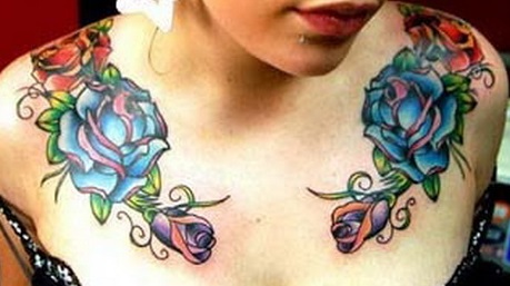 chest-tattoos-women-roses