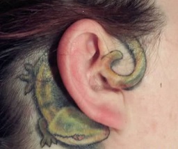 ear-tattoo-behind-ear