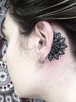 ear-tattoo-behind-henna