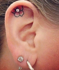 ear-tattoo-flower-inside