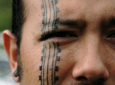 face-tattoo-cultural-vertical