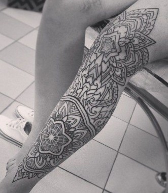 leg-tattoos-henna