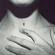 neck-tattoos-women-keyhole