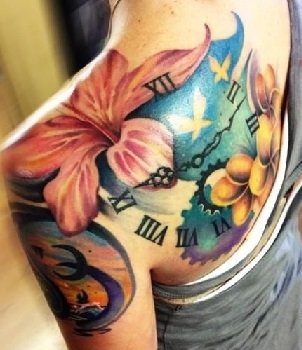 shoulder-blade-tattoos-hibiscus