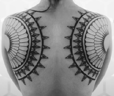 shoulder-blade-tattoos-tribal