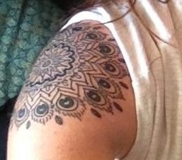 shoulder-tattoos-henna-girls