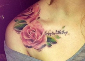 shoulder-tattoos-women-rose-quote'