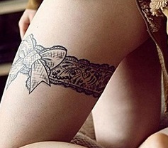 thigh-tattoos-lace-bow