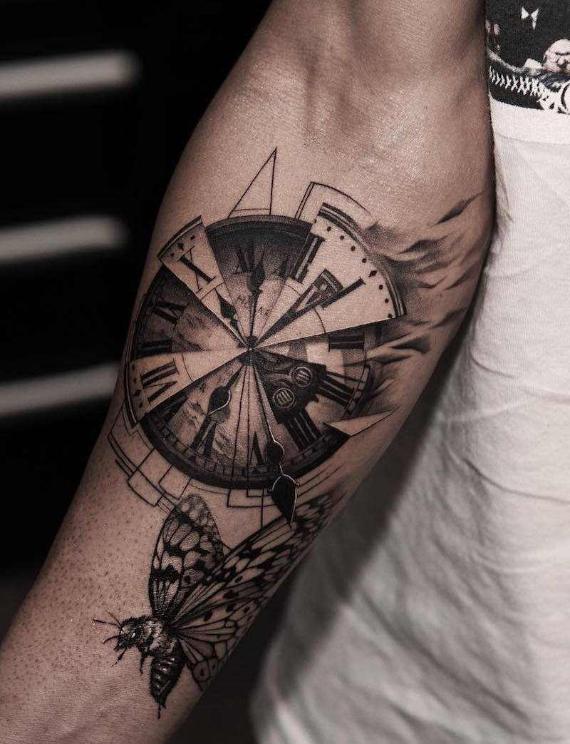 Clock Tattoo by Oscar Akermo