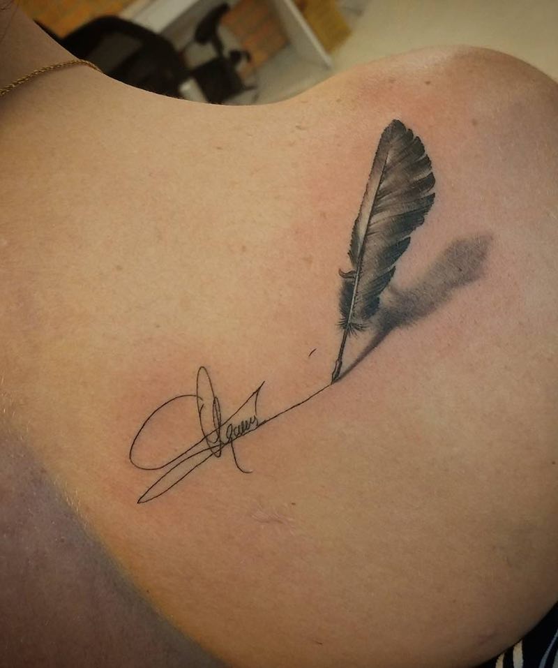 Feather Tattoo by Chitao Tatuagem