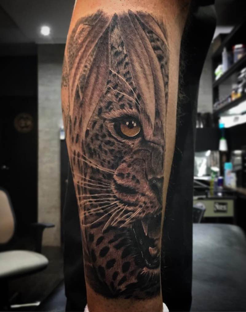 Jaguar Tattoo by Babilonia Tattoo