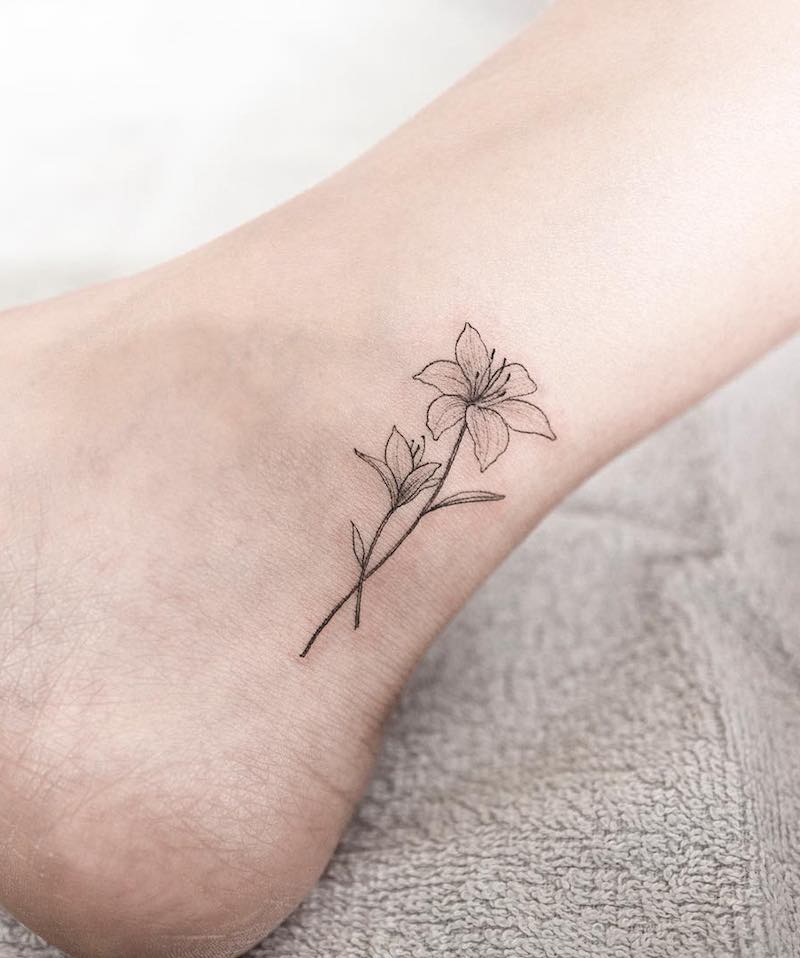 Lily Tattoo by Hongdam
