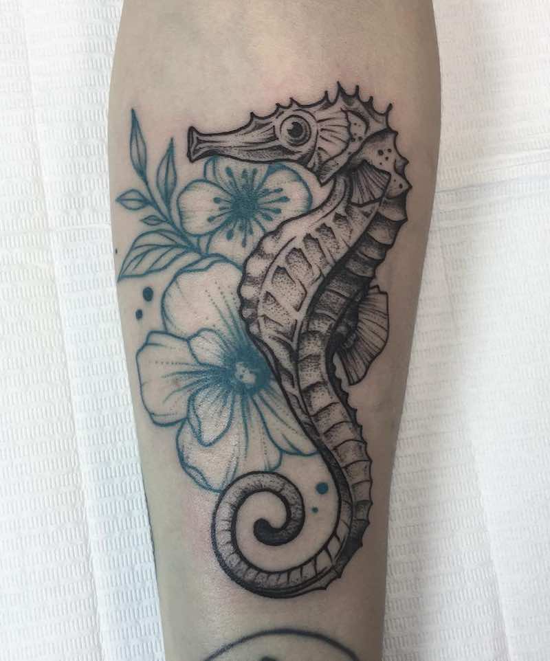 Seahorse Tattoo by Yanina Viland