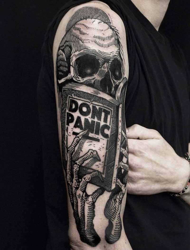 Skull Tattoo by Mishla