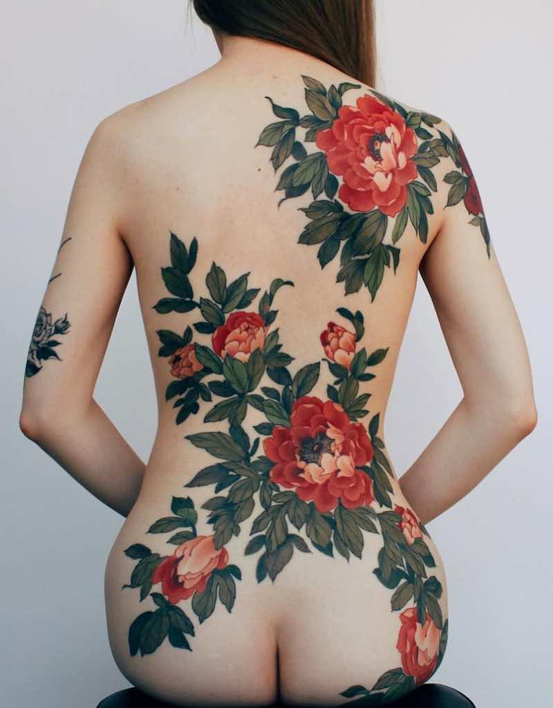 Back Tattoos for Women by Jinpil Yuu