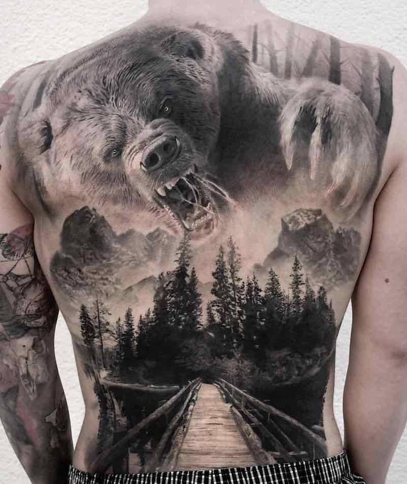 Bear Back Tattoo by Stefan