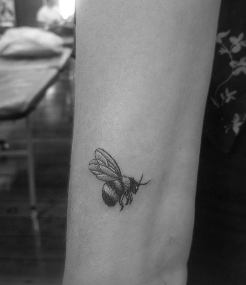 Bee Tattoo 5 by Alexandyr Valentine