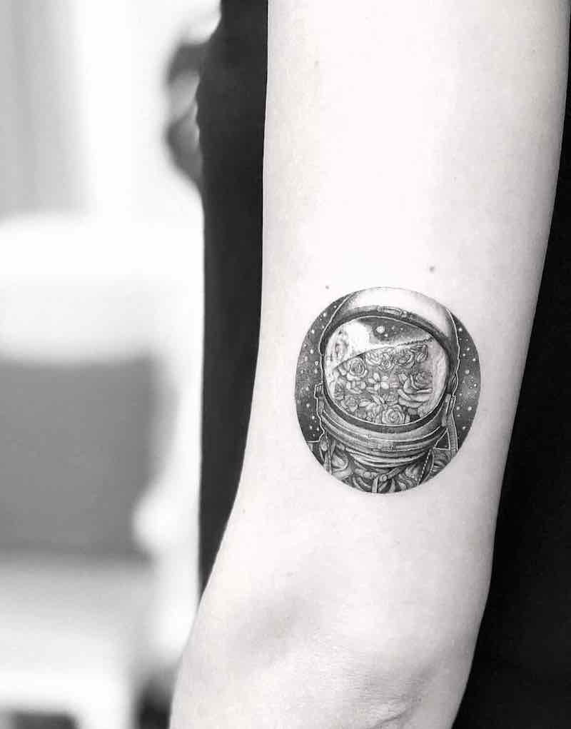 Astronaut Tattoo 2 by Bacht
