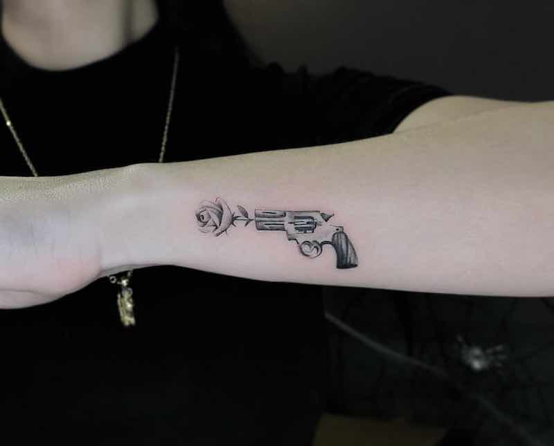 Gun Tattoo by Stepanties