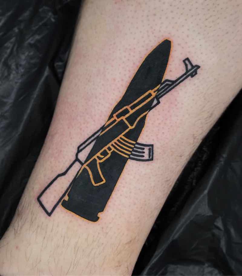 Gun Tattoo by Stephen Dali