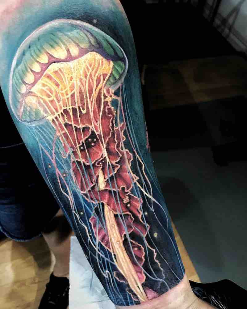 Jellyfish Tattoo by Edi Contreras
