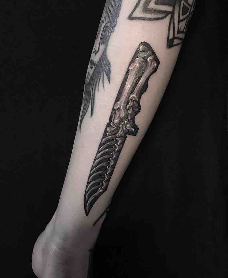 Knife Tattoo by Gara