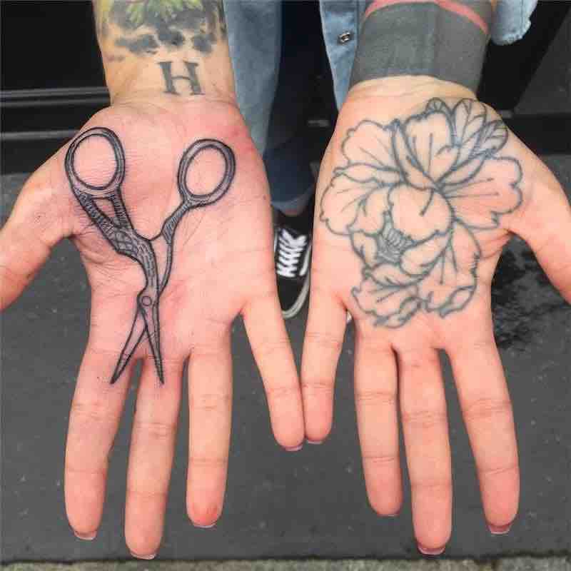 Scissors Tattoo by Sacha Made With Love